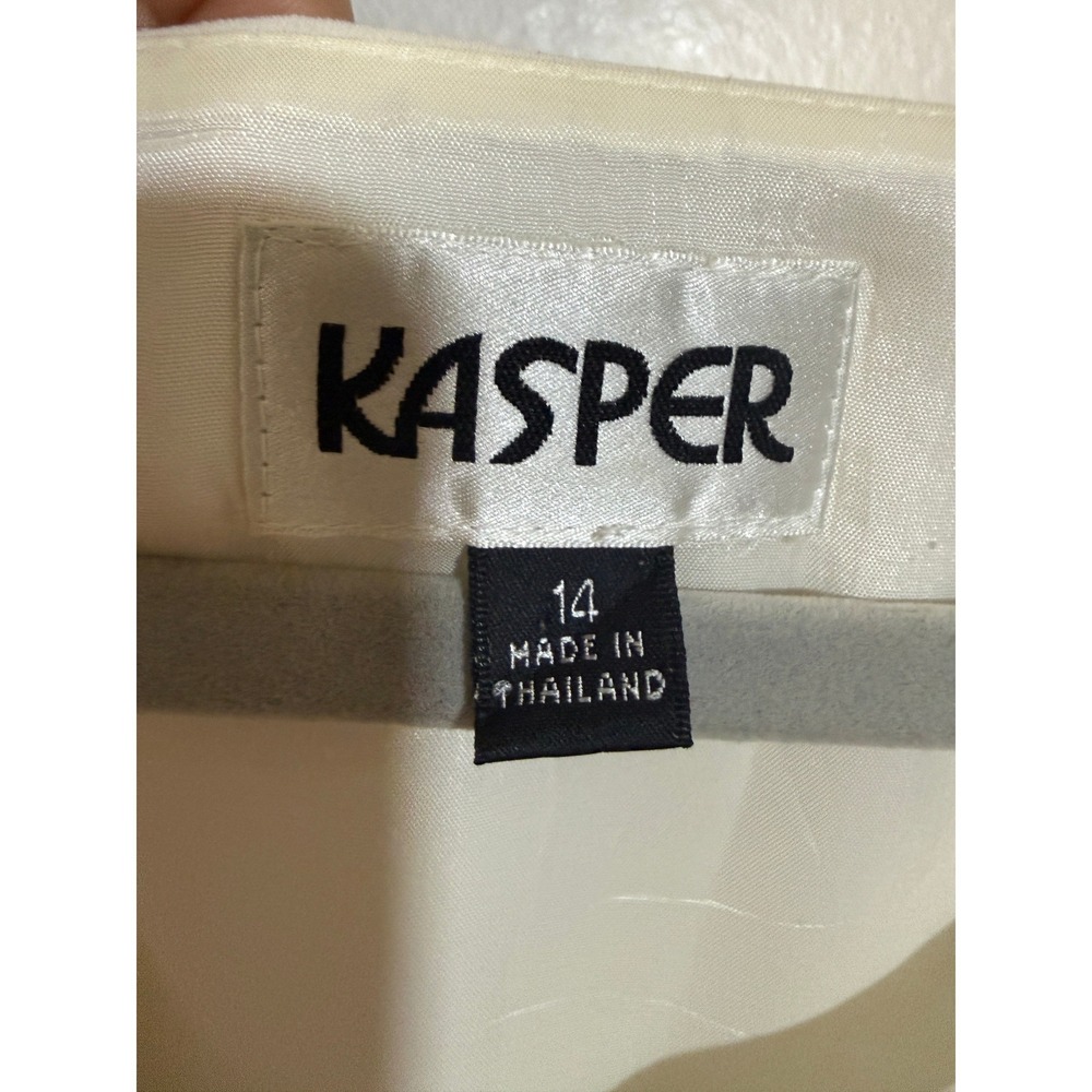 Kasper Sleeveless Blouse Women 14 White V-Neck Side Zip Lined Shell Top - Picture 4 of 6